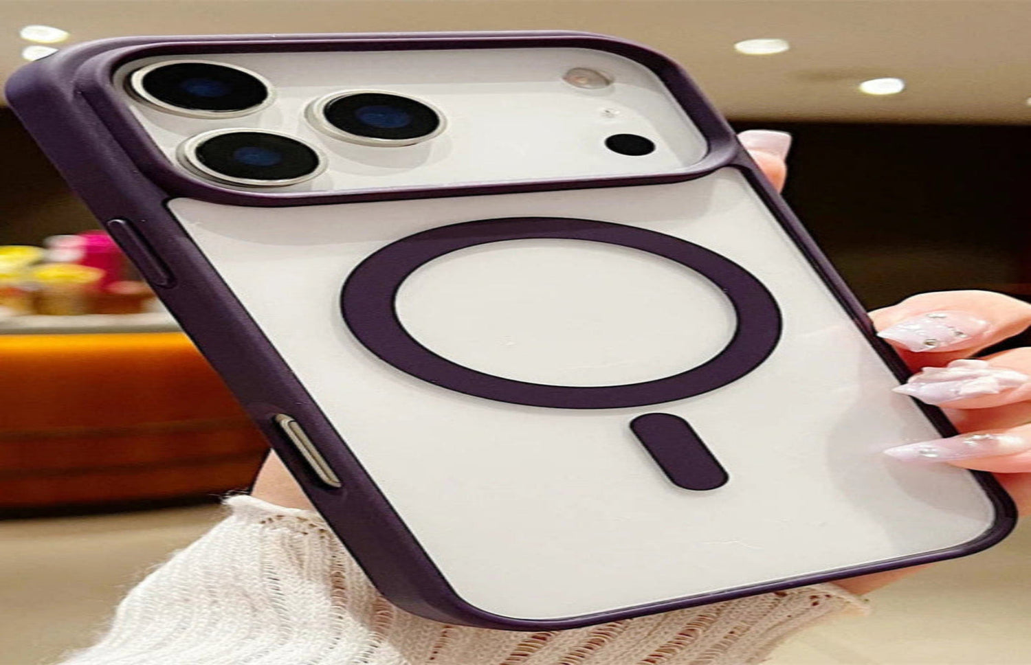 Luxury Magnetic Shockproof Phone Case for  17 Air 16 15 14 plus 13 12 11 Pro Max for Magsafe Wireless Charge Cases Cover